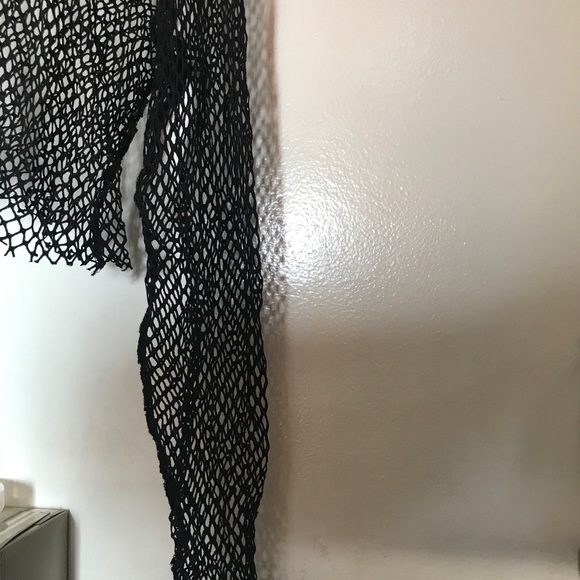 Crop Top - Picture 3 of 4